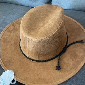 Tan Hat